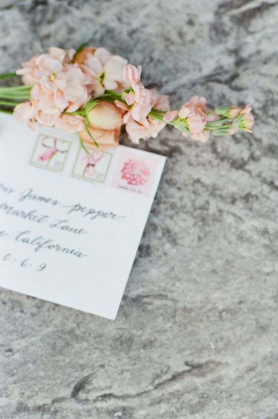 6 Tips to Send Save the Dates for Holiday Weekend Weddings – Clear