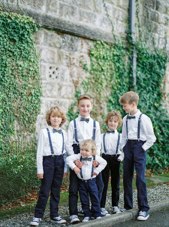 how-to-manage-having-kids-at-your-wedding