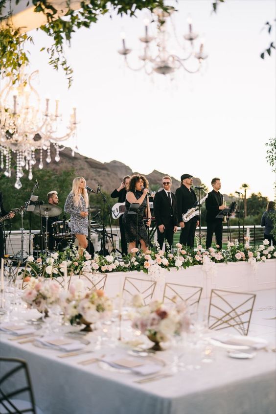 how-to-choose-between-a-wedding-band-or-dj-the-pros-vs-cons-of-both
