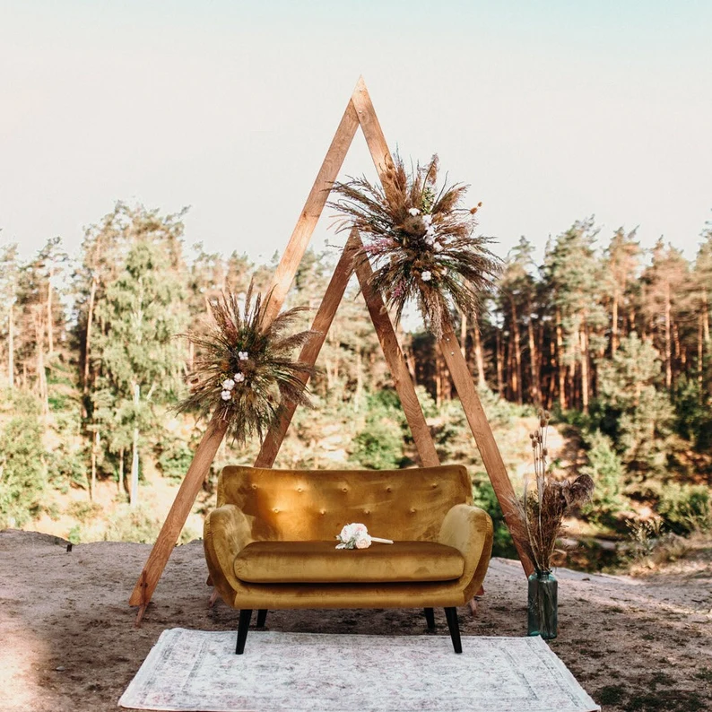 10-must-have-items-for-a-perfect-outdoor-wedding-with-links-to-buy