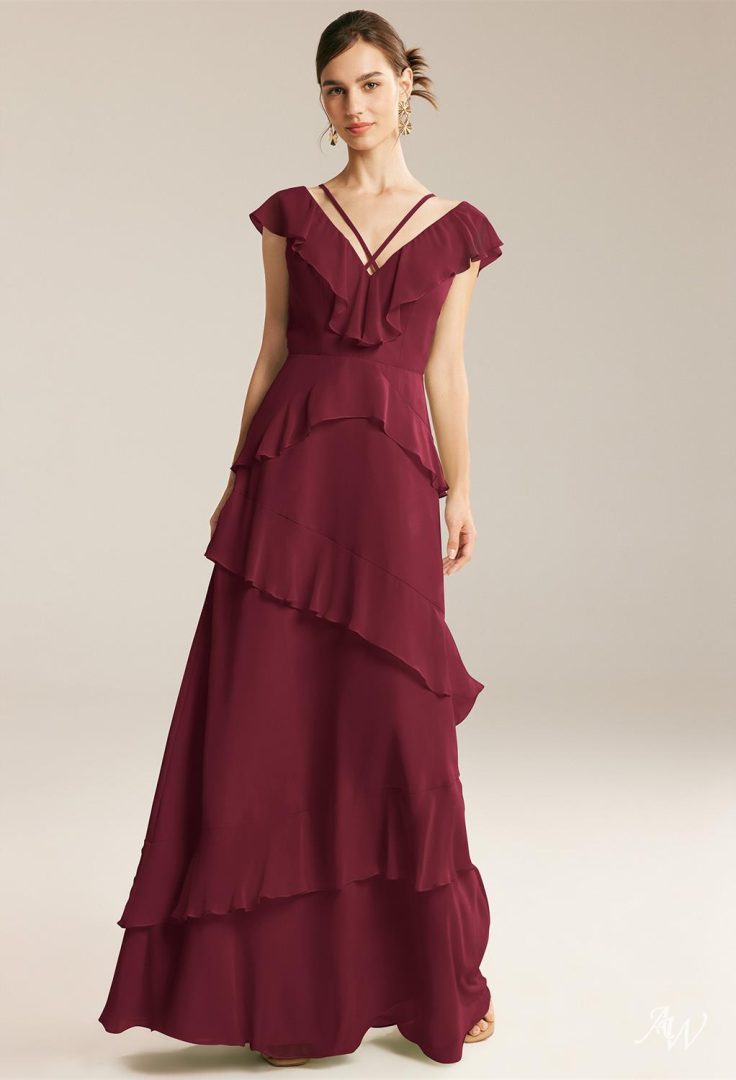 dress-to-impress-a-guide-to-stylish-wedding-guest-attire