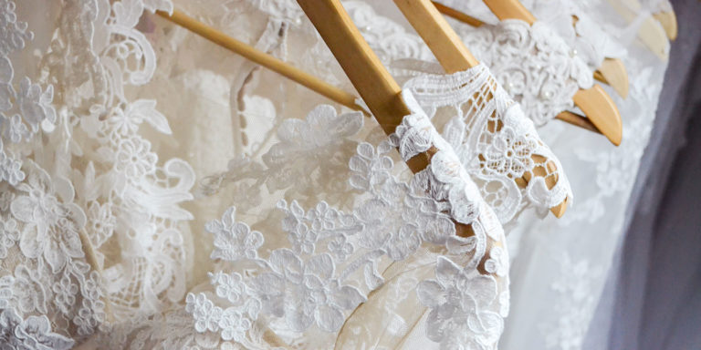 Wedding Dress Codes for Guests: What's the difference?