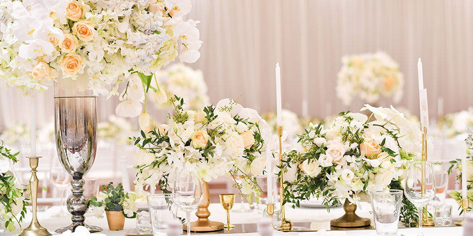 Why Choose Wholesale Wedding Flowers