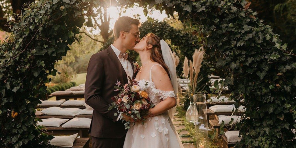 how-to-create-a-custom-wedding-website-domain-name