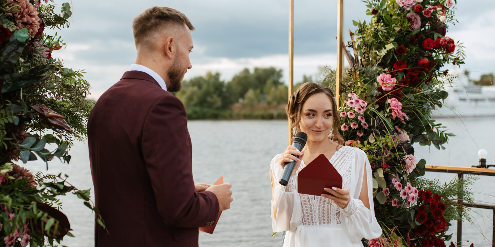how-to-personalize-the-guest-experience-on-your-wedding-website