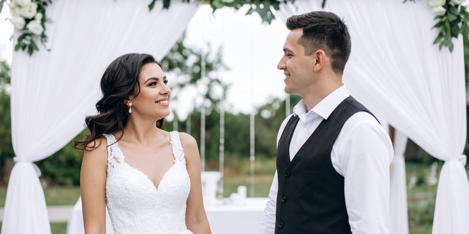love-story-wedding-website