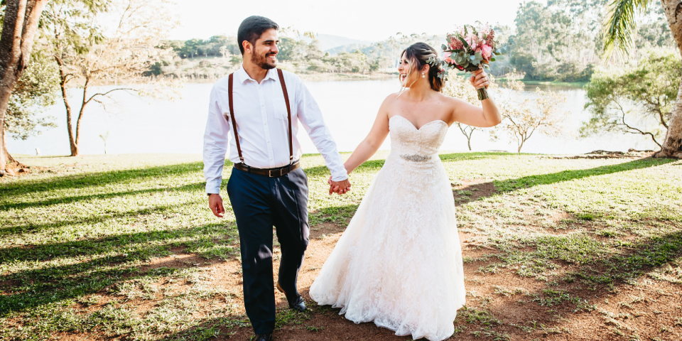 wedding-website-etiquette-whats-ok-and-whats-not