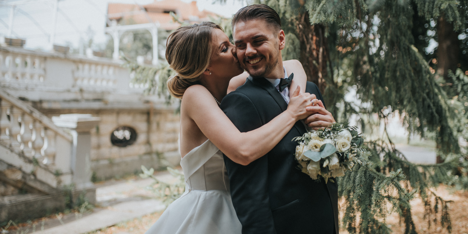 wedding-website-mistakes-couples-should-avoid